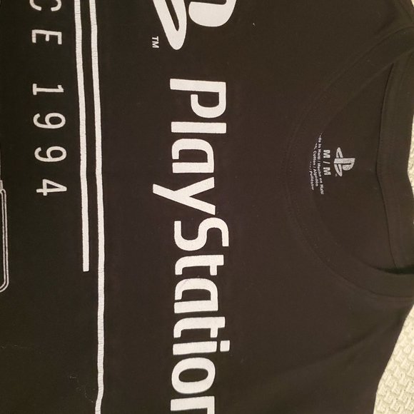 Playstation mens tee adult size M. Excellent condition. - Picture 4 of 8